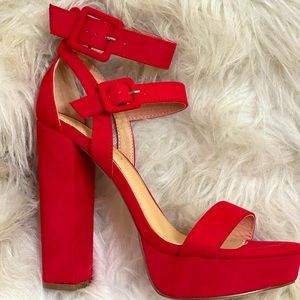RED HEELS